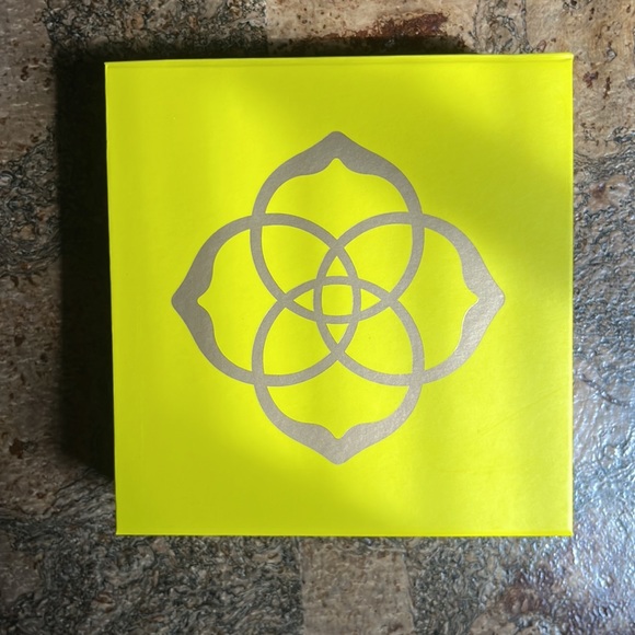 KENDRA SCOTT NECKLACE - Picture 3 of 9